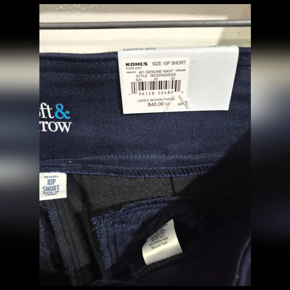 Women's Navy Pants NWT - Picture 8 of 9
